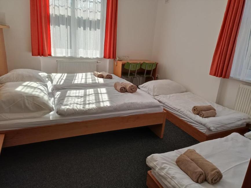 Penzion A Restaurace Belecky Mlyn Pteni Dış mekan fotoğraf